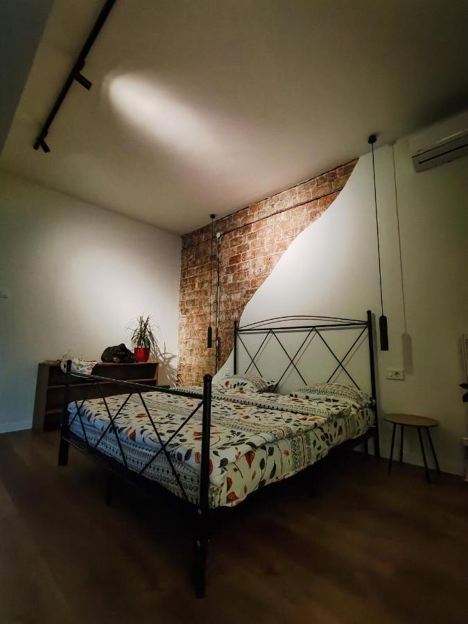 Urban Cozy Retreat Lägenhet Pristina Exteriör bild