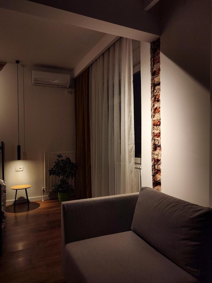 Urban Cozy Retreat Lägenhet Pristina Exteriör bild